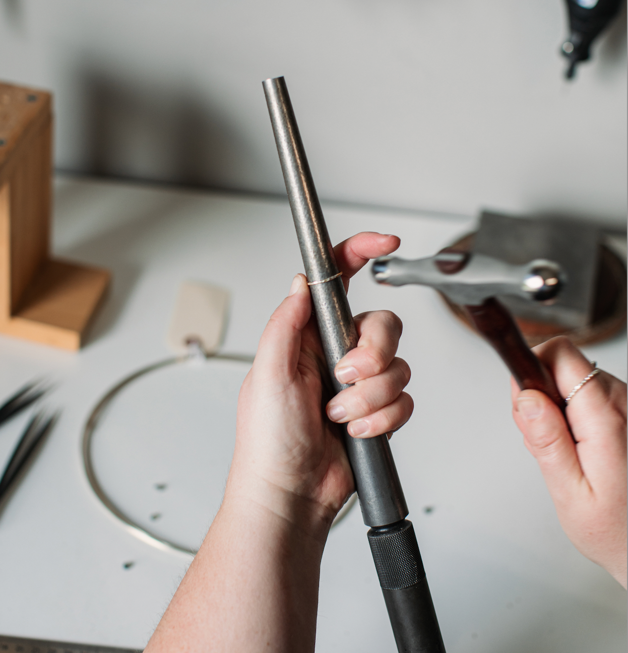 JEWELRY-MAKING CLASSES