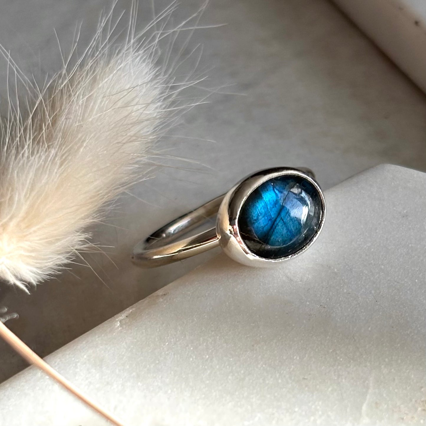Smooth Labradorite Ring - Size 8