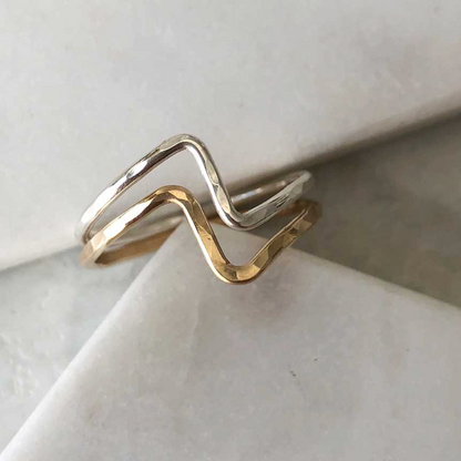ZIG ZAG STACKING RING CLASS / Thursday Nov 12th / 6pm-8pm / Make two zig zag stacking rings