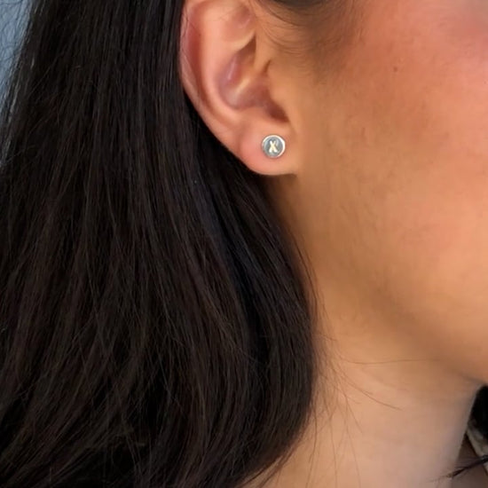 strut jewelry xo stud earrings