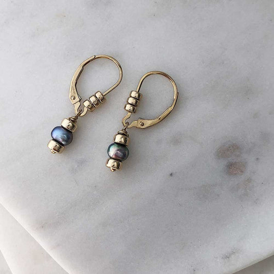 strut jewelry comfort iridescent pearl drop earrings