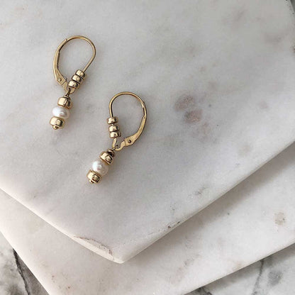 strut jewelry comfort white pearl drop earrings