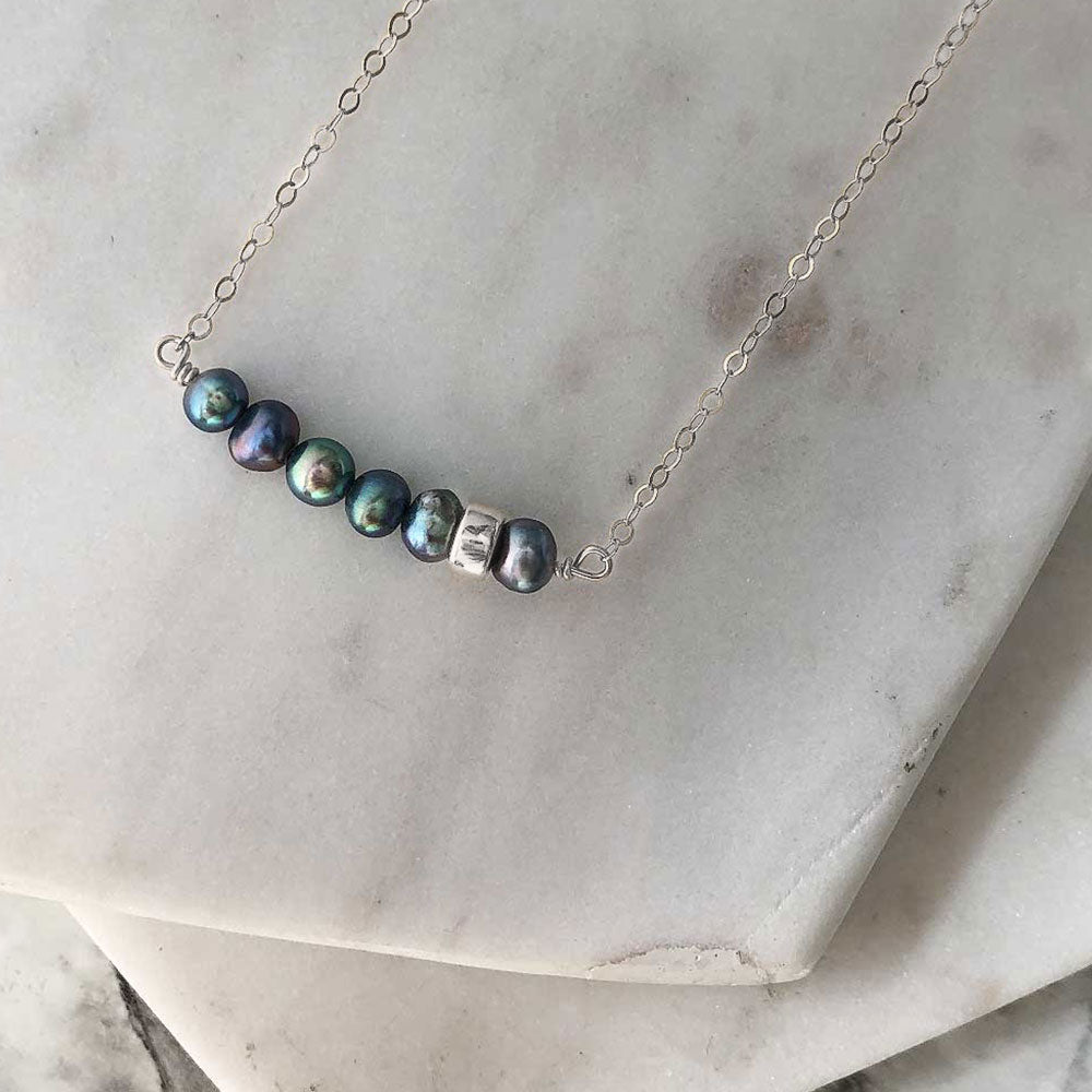 strut jewelry comfort collection iridescent pearl + silver bead bar necklace 